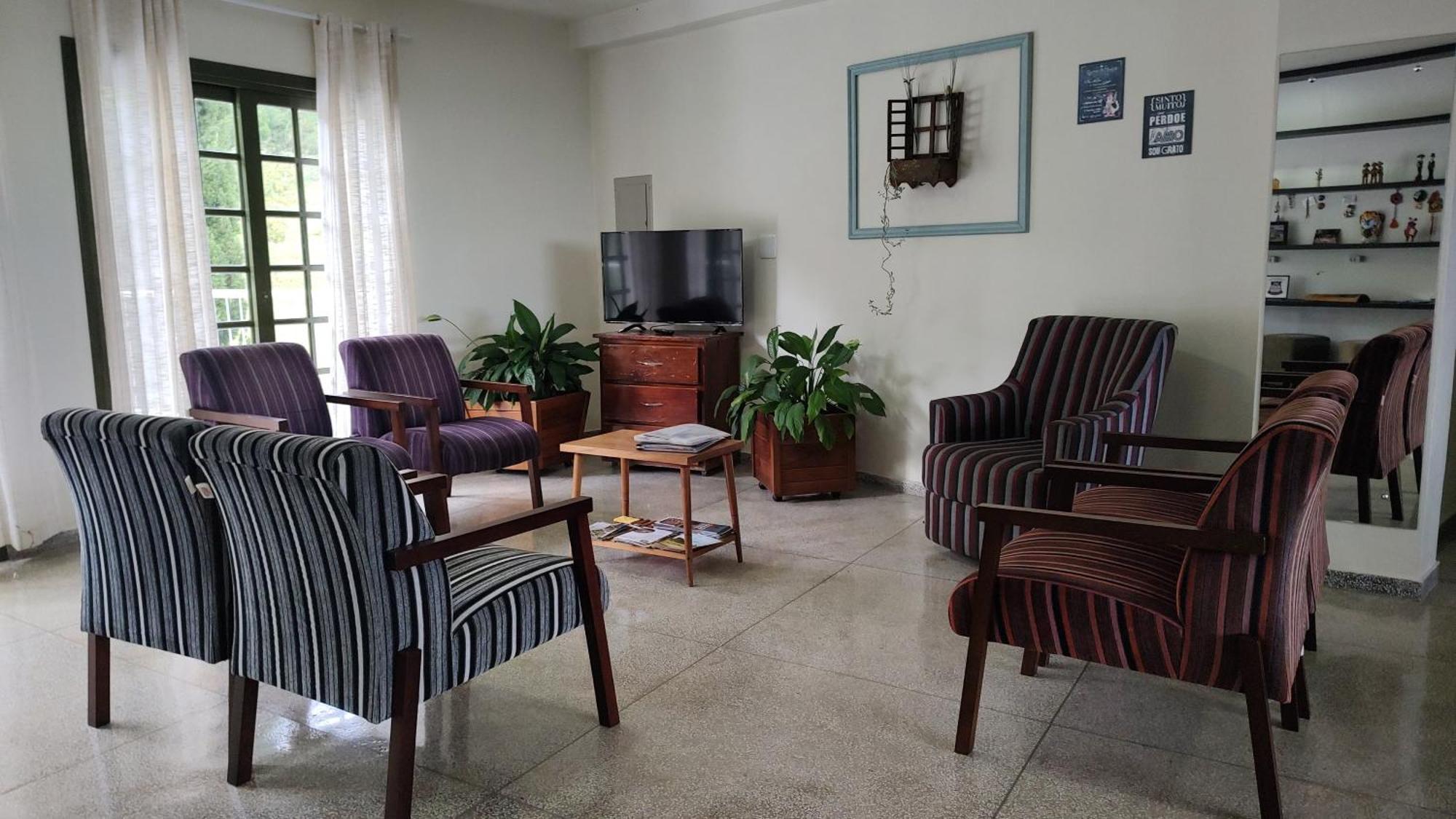 Hospedaria Bom Pastor โนวา เปโตรโปลิส ภายนอก รูปภาพ
