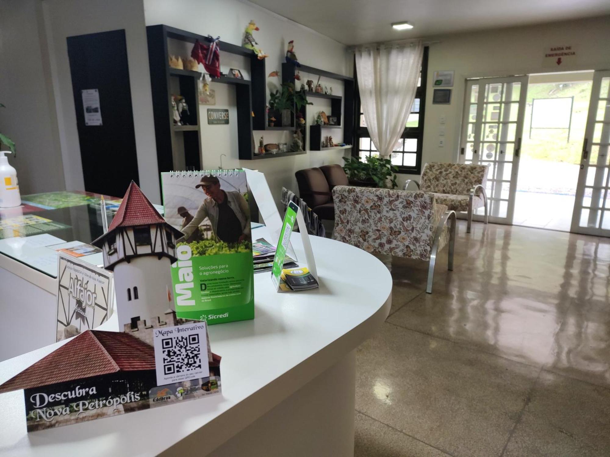 Hospedaria Bom Pastor โนวา เปโตรโปลิส ภายนอก รูปภาพ